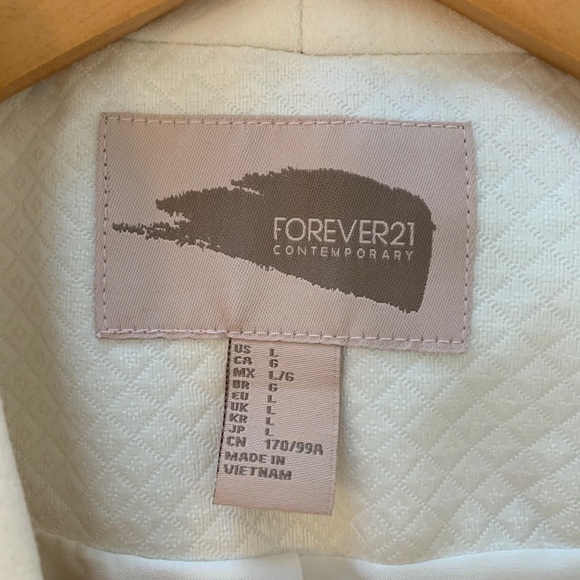 Cute Peplum Jacket - Picture 3 of 3